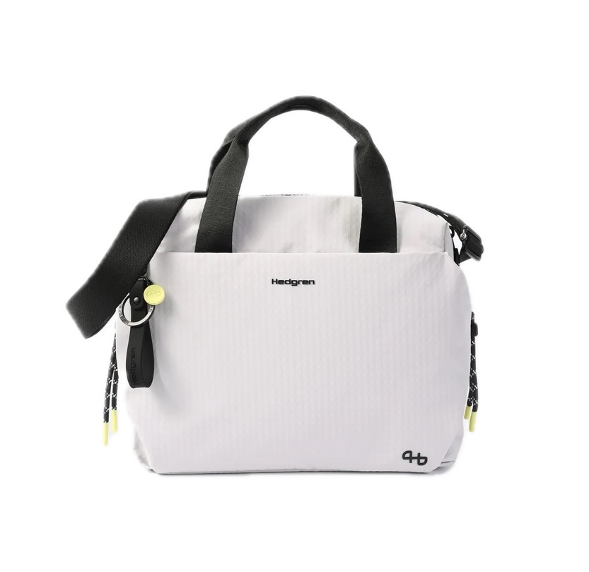 HSTG02_879_01_b18e2239-9a32-4e64-a050-7ae4f93745db Background Removed Large